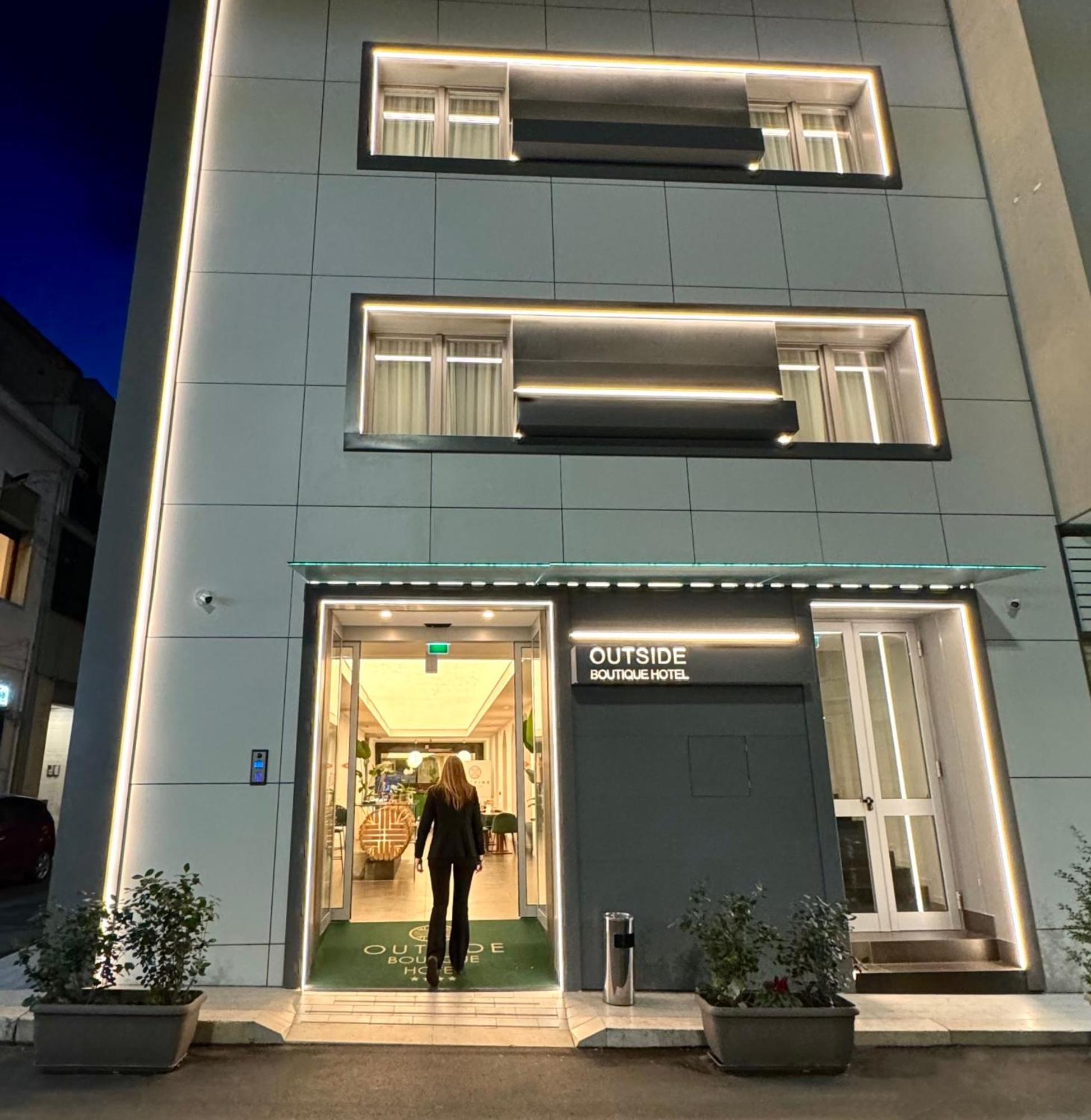 Outside Boutique Hotel フォッジア エクステリア 写真